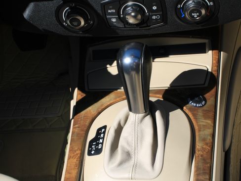 Used 2007 BMW Z4 3.0si image 15