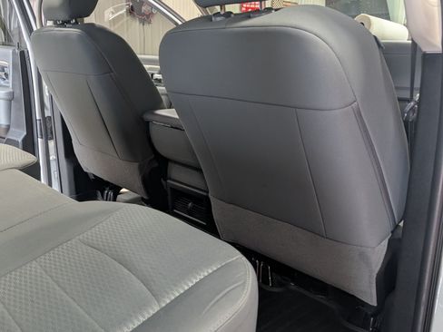 Used 2016 RAM 2500 SLT AWD/4WD image 17