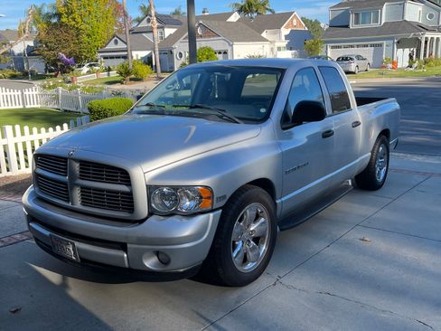 Used 2003 Dodge Ram 1500 Truck Laramie Pickup 4D 6 1/4 ft image 1