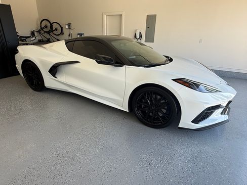 Used 2023 Chevrolet Corvette Stingray Coupe w/ Z51 Performance Package RWD image 4