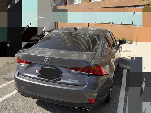 Used 2019 Lexus IS 300 w/ Accessory Package RWD image 4