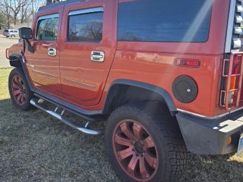 Used 2003 HUMMER H2 w/ Preferred Equipment Group image 4