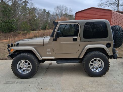 Used 2003 Jeep Wrangler Sahara image 8