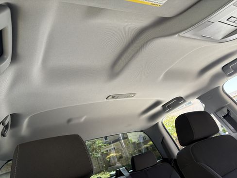 Used 2018 Chevrolet Silverado 1500 LT w/ All Star Edition image 27