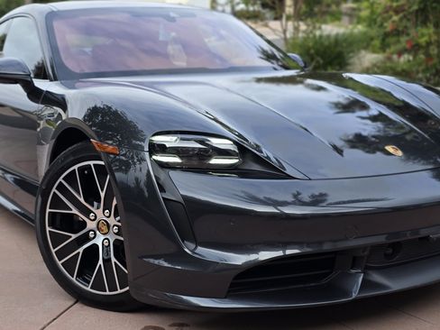 Used 2020 Porsche Taycan AWD/4WD image 1