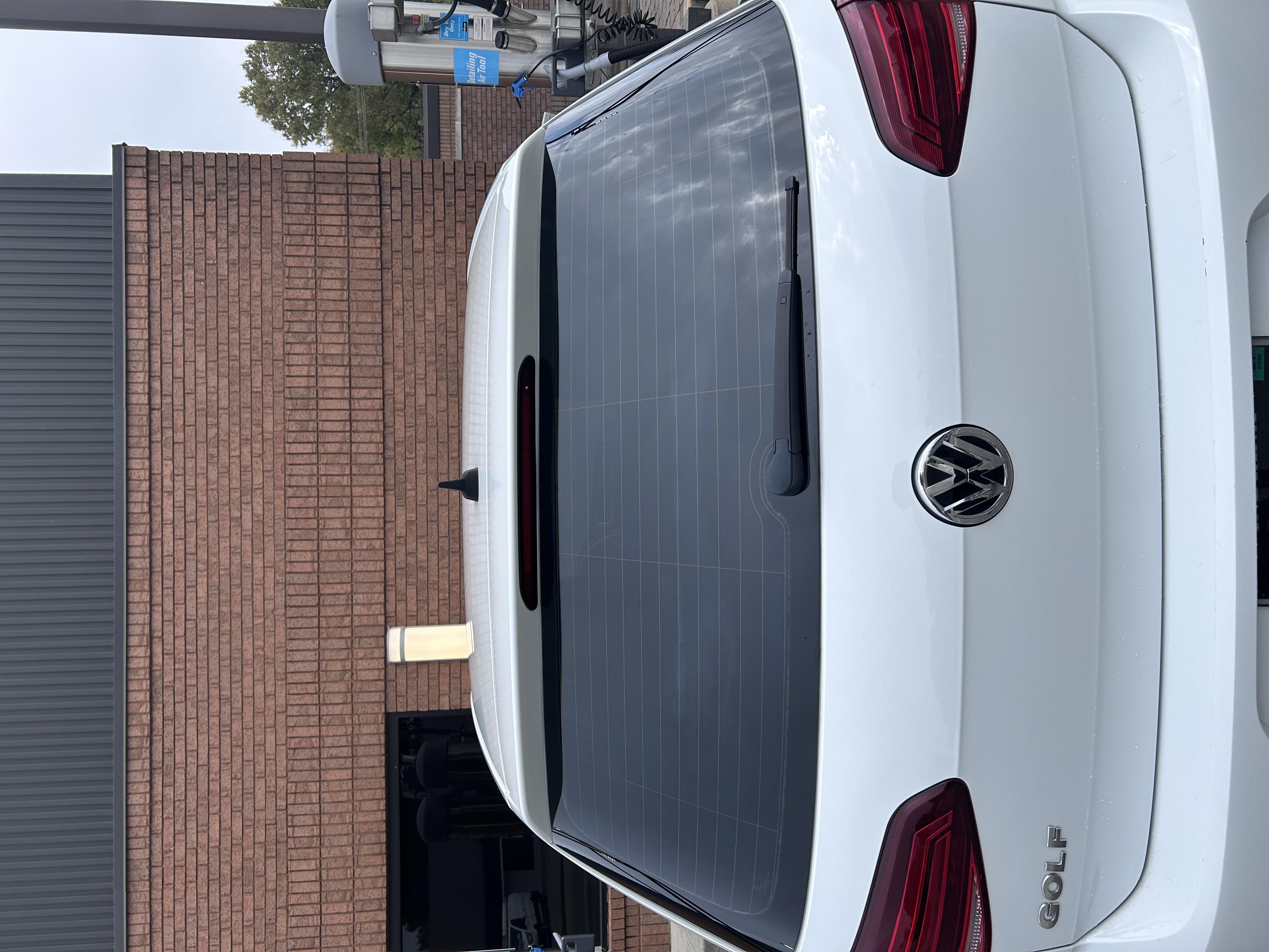 Used 2020 Volkswagen Golf 4-Door FWD image 10
