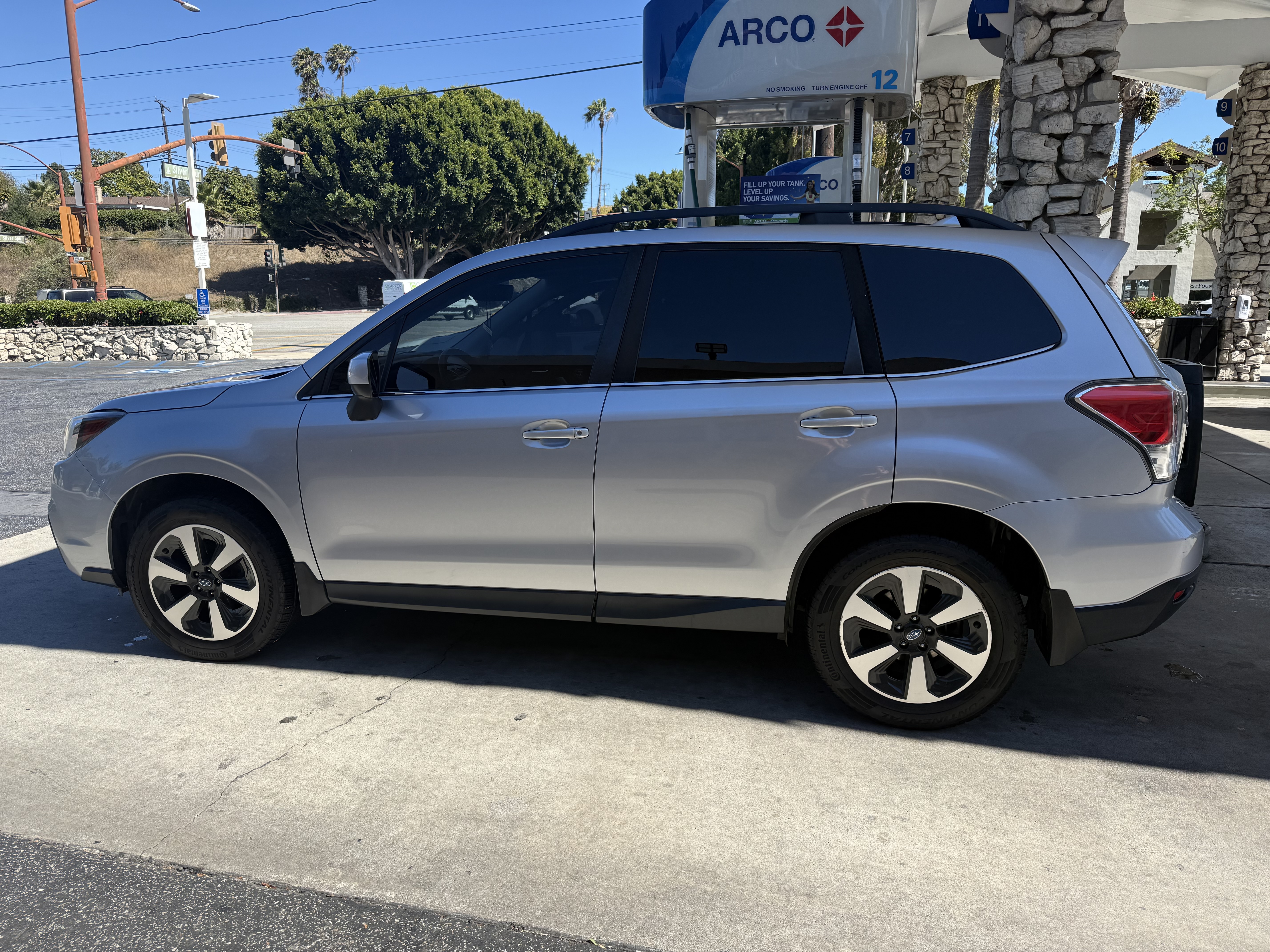 Used 2018 Subaru Forester 2.5i Limited AWD/4WD image 6