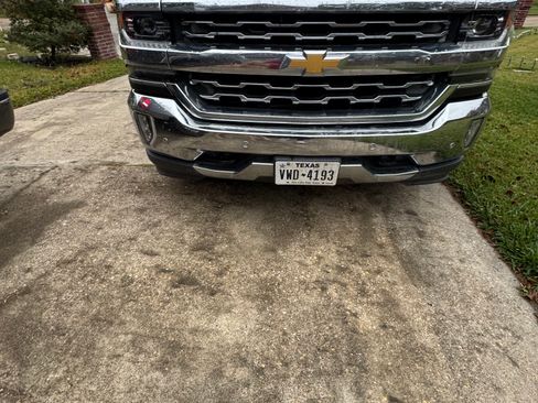 Used 2016 Chevrolet Silverado 1500 LTZ w/ Texas Edition image 9