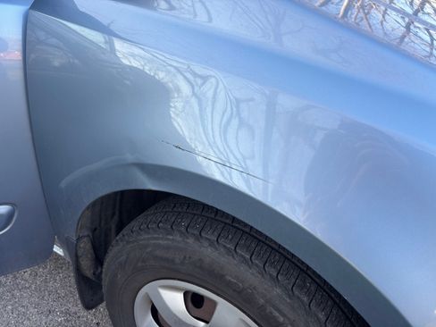 Used 2008 Kia Sedona LX FWD image 7