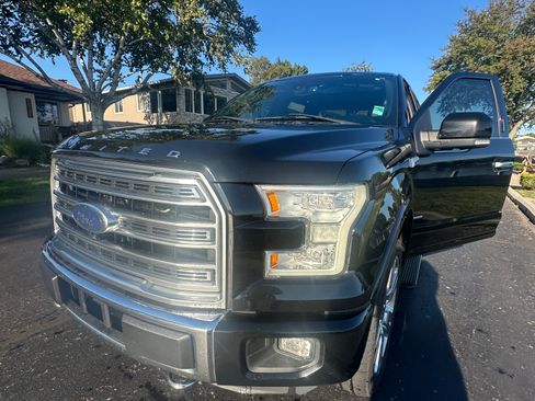 Used 2016 Ford F150 Limited w/ Trailer Tow Package image 5