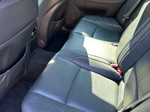 Used 2013 Hyundai Genesis 3.8 w/ Premium Pkg image 10