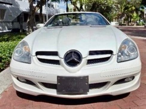 Used 2005 Mercedes-Benz SLK 350 image 5