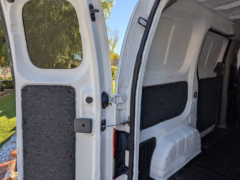 Used 2019 Nissan NV200 S w/ Cruise Control Package image 8