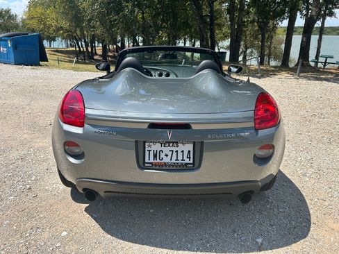 Used 2007 Pontiac Solstice GXP w/ Premium Package image 16