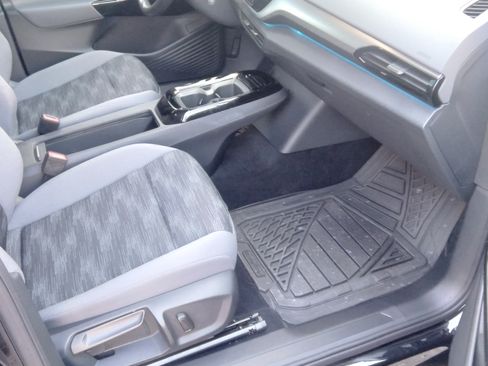 Used 2022 Volkswagen ID.4 Pro image 22