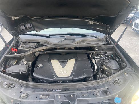 Used 2008 Mercedes-Benz GL 320 CDI 4MATIC image 9