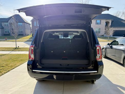 Used 2016 GMC Yukon Denali w/ Open Road Package image 21