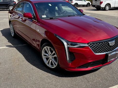 Used 2022 Cadillac CT4 Luxury w/ Sun And Sound Package image 10