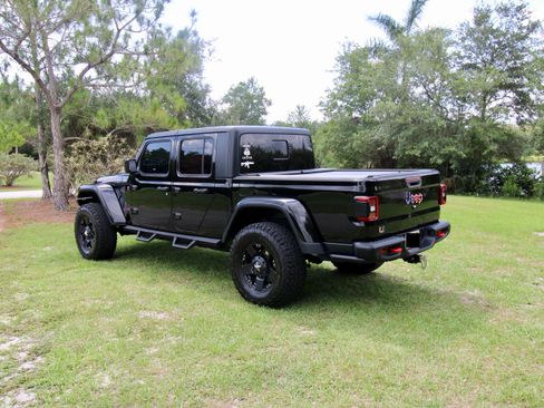 Used 2020 Jeep Gladiator Rubicon image 5