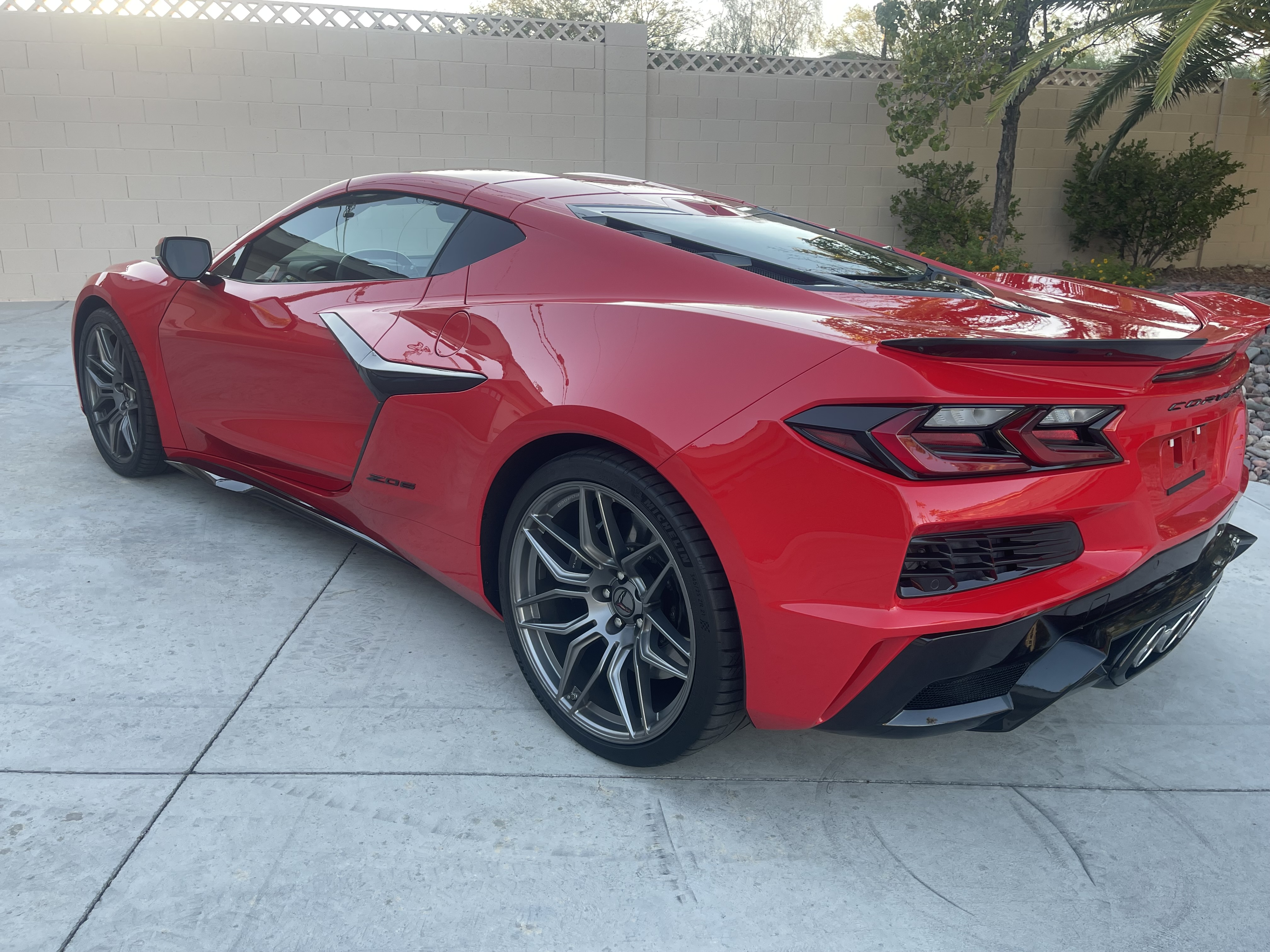 Used 2023 Chevrolet Corvette Z06 RWD image 22