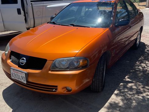 Used 2006 Nissan Sentra SE-R w/ (J01) Sunroof Pkg image 1