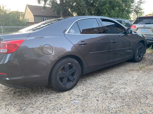 Used 2013 Chevrolet Malibu LS FWD image 12