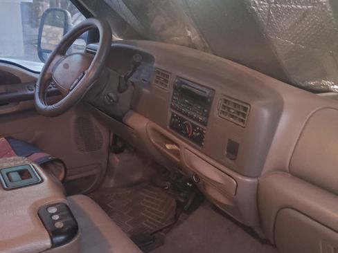 Used 2000 Ford F350 4x4 Crew Cab DRW Super Duty image 8