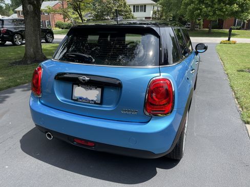 Used 2016 MINI Cooper 4-Door Hardtop image 12