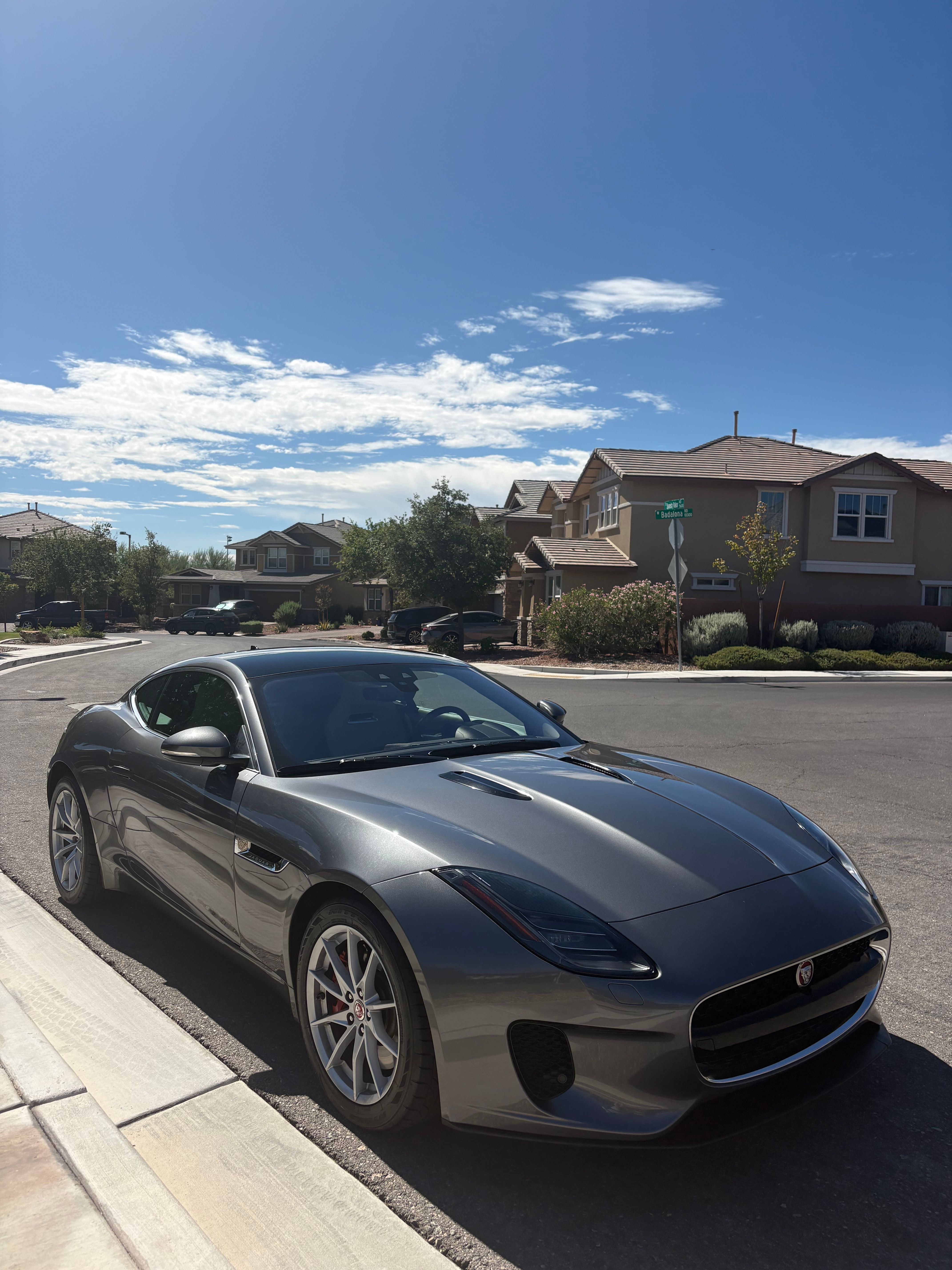 Used 2019 Jaguar F-TYPE Coupe RWD image 5