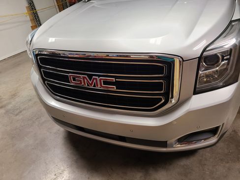 Used 2017 GMC Yukon SLT w/ Open Road Package RWD image 4