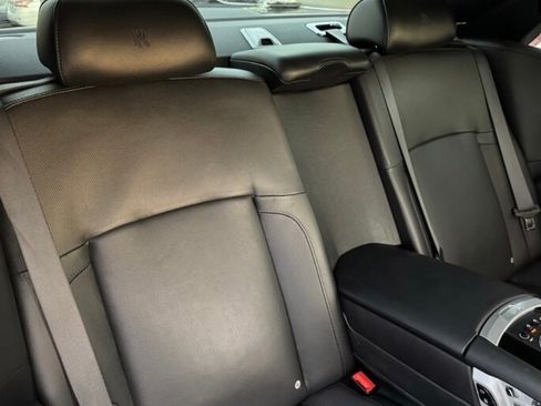 Used 2011 Rolls-Royce Ghost image 19