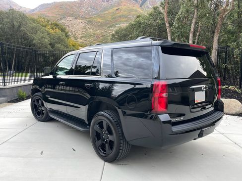 Used 2017 Chevrolet Tahoe LT w/ Luxury Package image 9