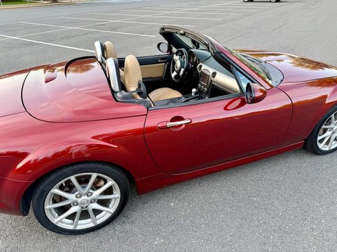 Used 2012 MAZDA MX-5 Miata Grand Touring w/ Premium Pkg RWD image 14