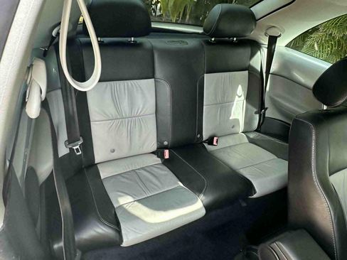 Used 2003 Volkswagen Beetle S image 13