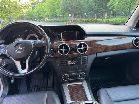 Used 2013 Mercedes-Benz GLK 350 4MATIC image 20