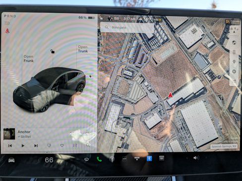 Used 2020 Tesla Model Y Long Range image 16