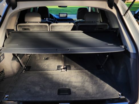 Used 2017 Audi Q7 3.0T Prestige image 16