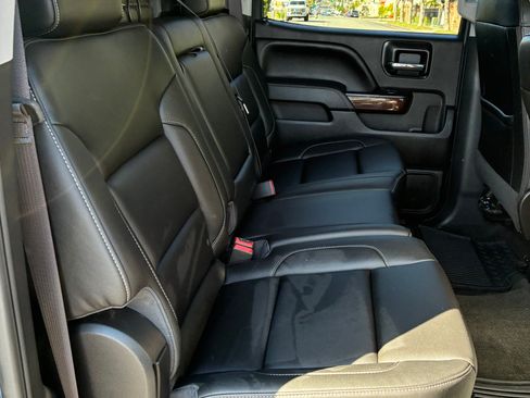 Used 2016 GMC Sierra 1500 SLE w/ SLE Value Package image 15