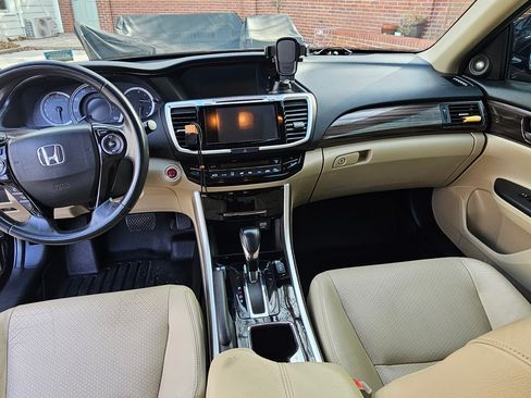 Used 2016 Honda Accord EX-L image 16