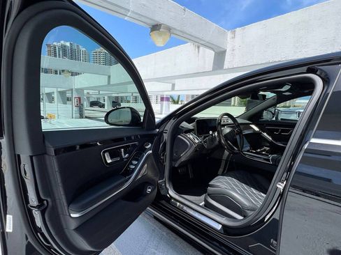 Used 2022 Mercedes-Benz S 500 S 500 4MATIC Sedan 4D image 13