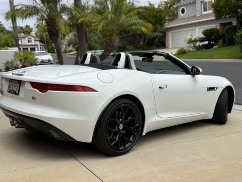 Used 2015 Jaguar F-TYPE S RWD image 15