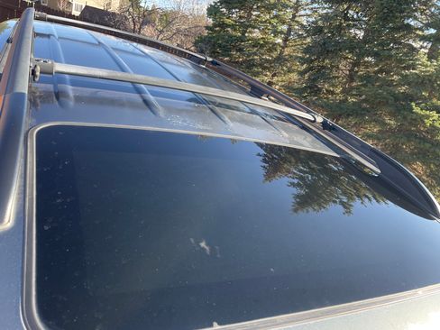 Used 2006 Toyota Sienna XLE Limited image 25