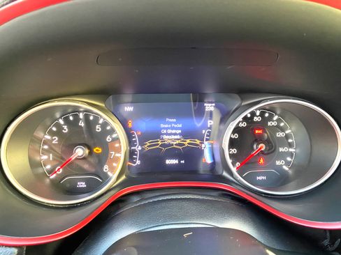 Used 2020 Jeep Compass Trailhawk image 6