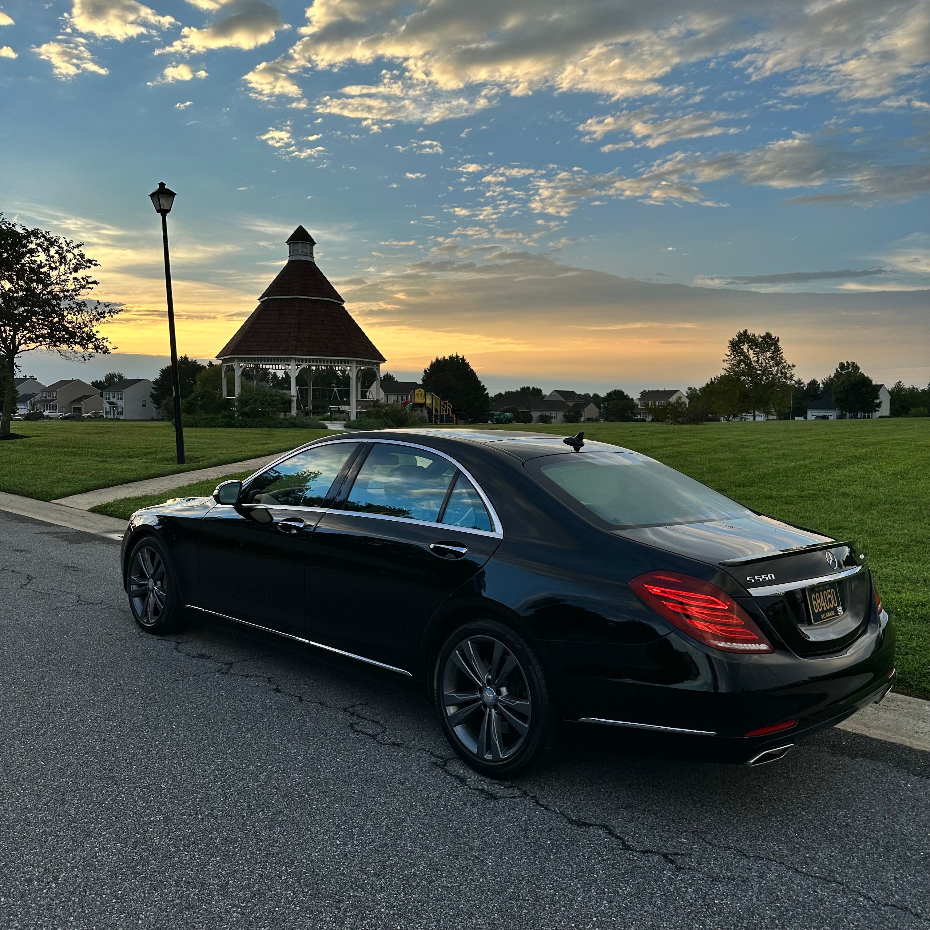 Used 2015 Mercedes-Benz S 550 4MATIC Sedan image 5