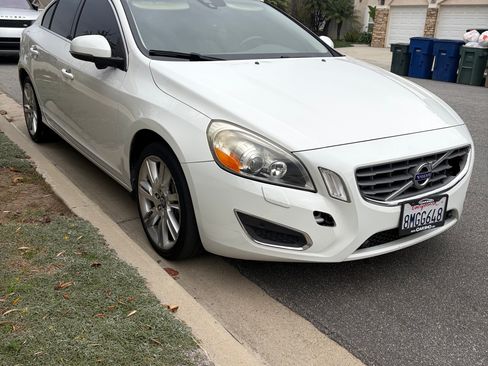 Used 2013 Volvo S60 T6 Premier Plus image 11