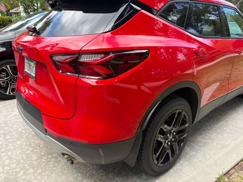 Used 2021 Chevrolet Blazer LT AWD/4WD image 4