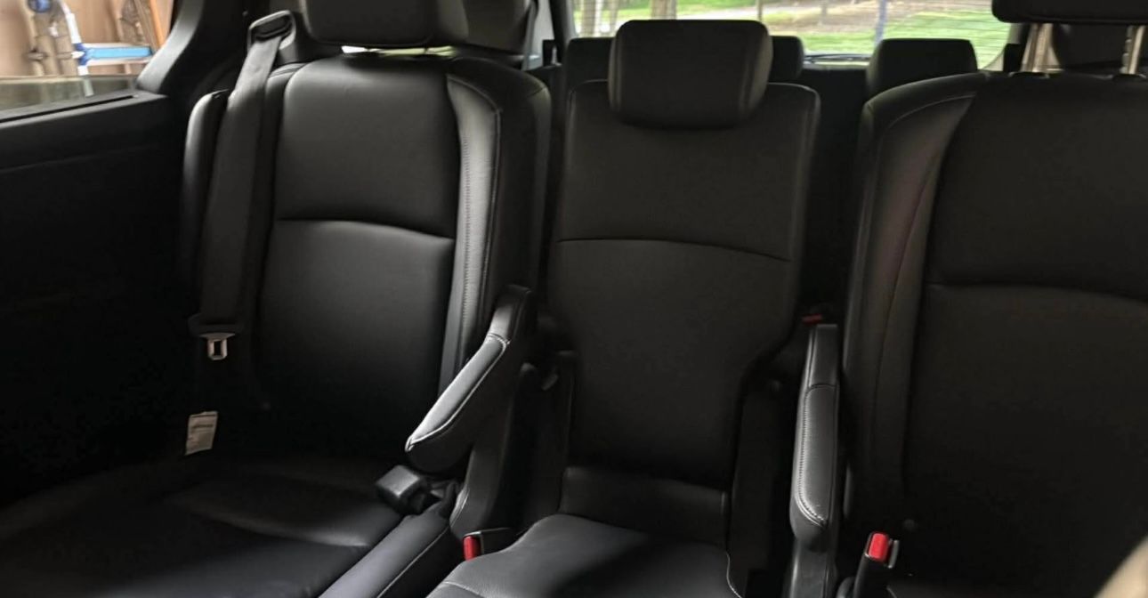 Used 2023 Honda Odyssey Touring image 4