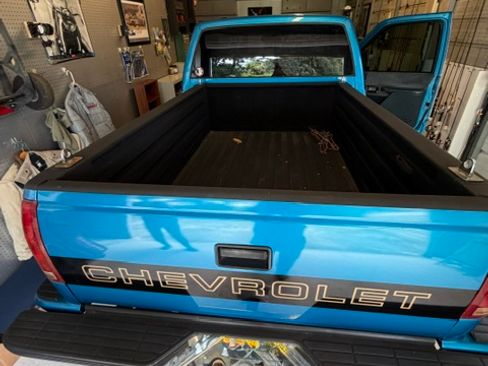 Used 1992 Chevrolet Silverado 1500 4x4 Regular Cab image 8