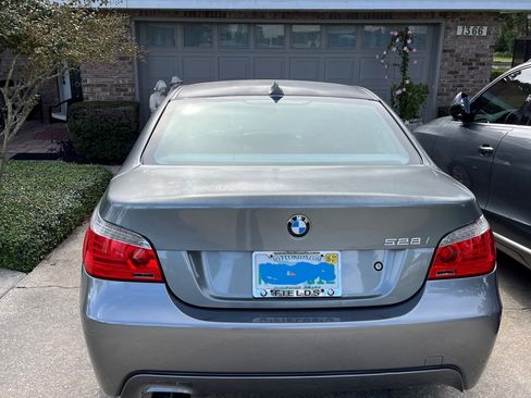 Used 2010 BMW 528i Sedan RWD image 7