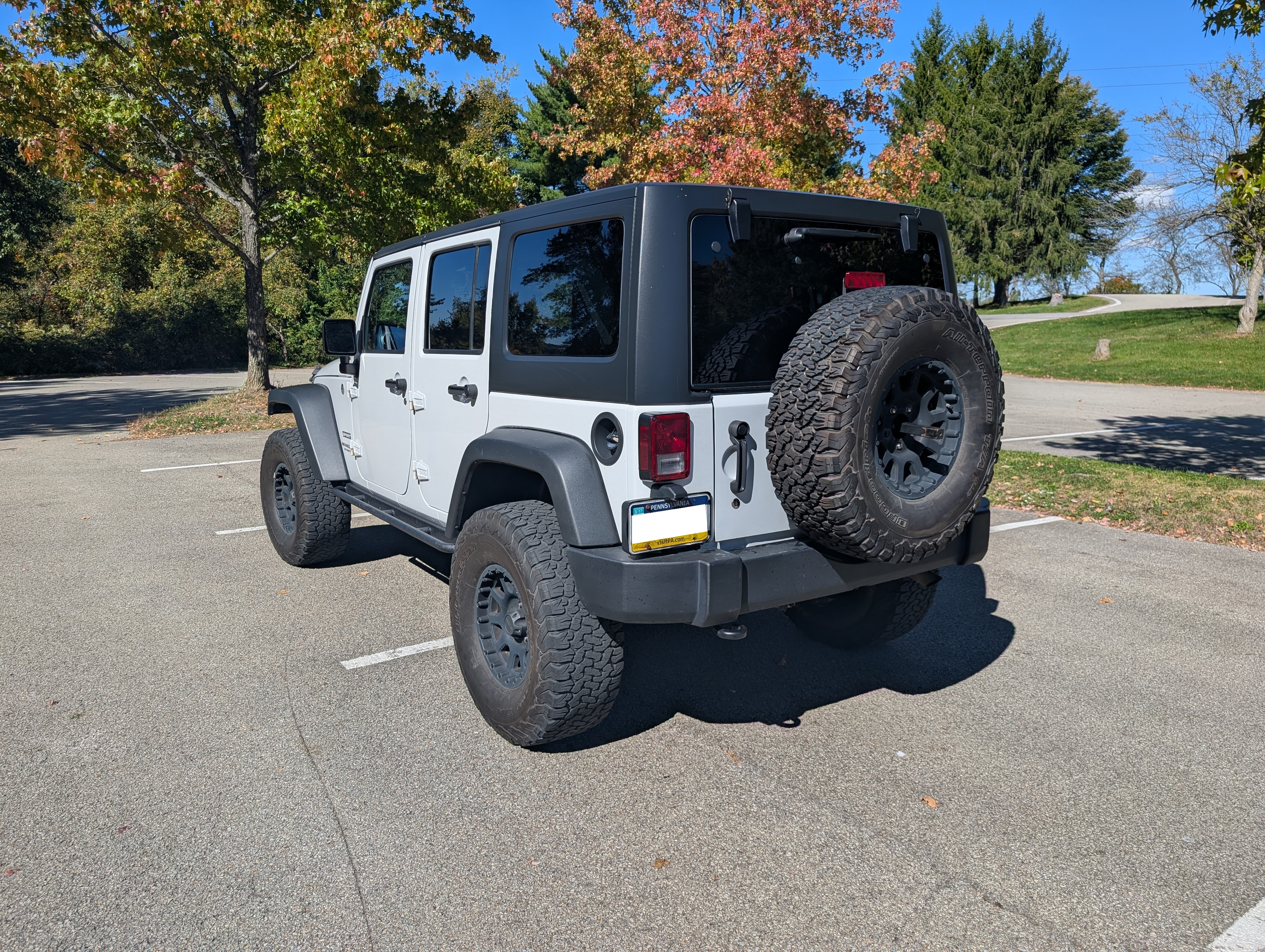 Used 2017 Jeep Wrangler Unlimited Sport w/ Quick Order Package 24S AWD/4WD image 4
